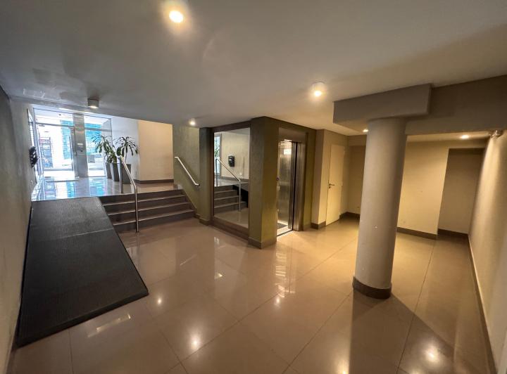 Departamento Moderno 2 Ambientes con Balcon y Cochera Amoblado en Alquiler 5