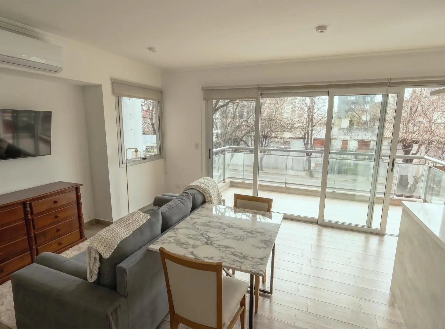 Semipiso 2 Ambientes con Balcón y Cochera Cubierta en Venta 1
