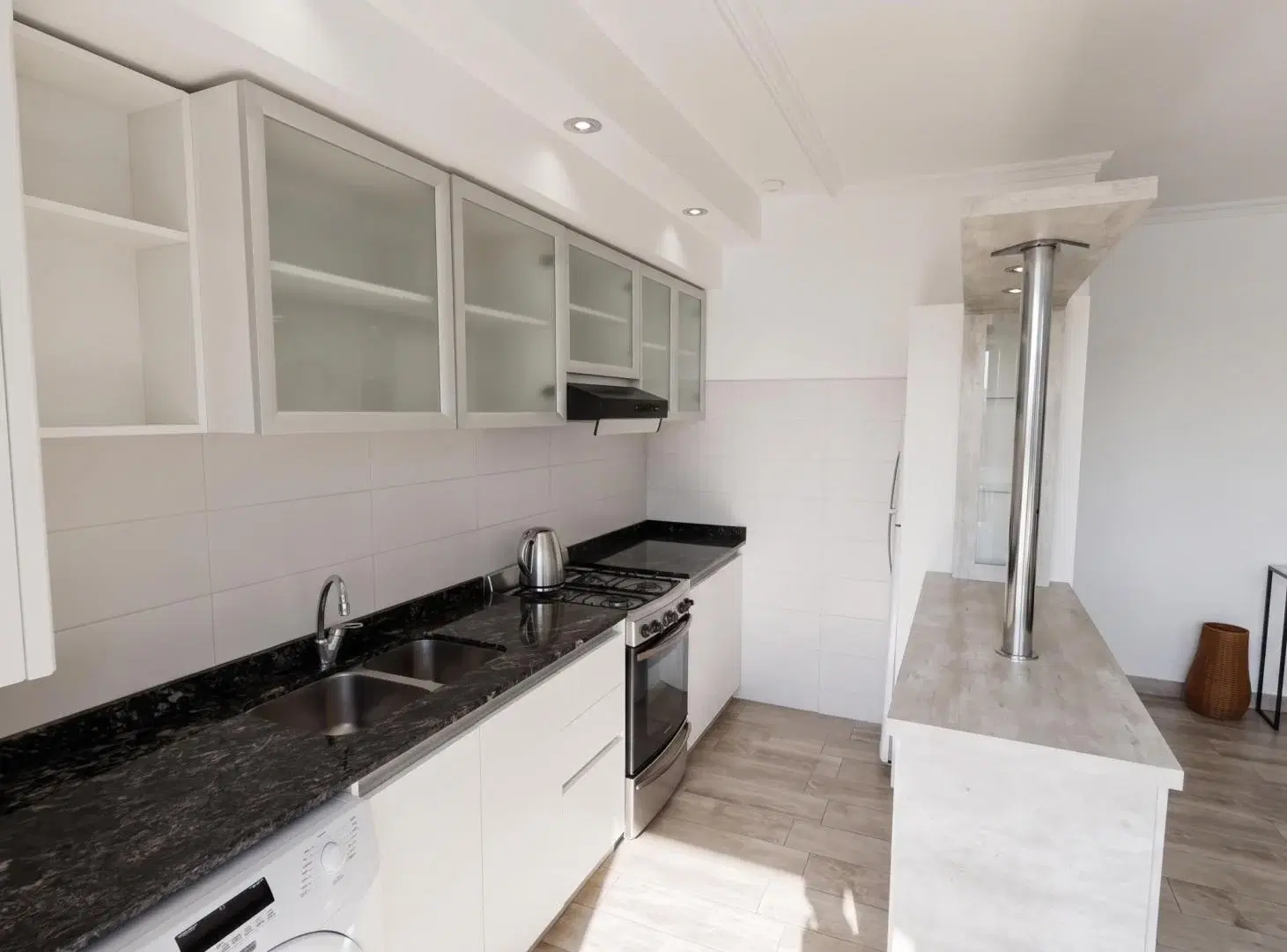 Semipiso 2 Ambientes con Balcón y Cochera Cubierta en Venta 3
