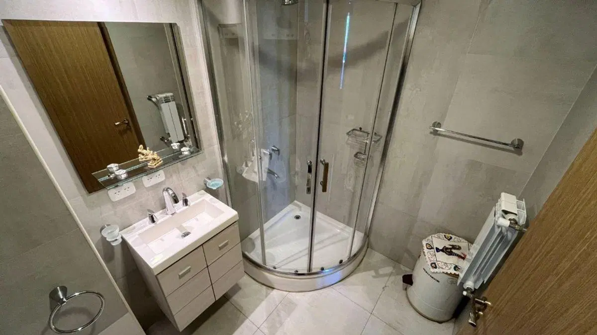 VENTA PISO 3 AMBIENTES QUILMES CENTRO CON COCHERA CUBIERTA 4