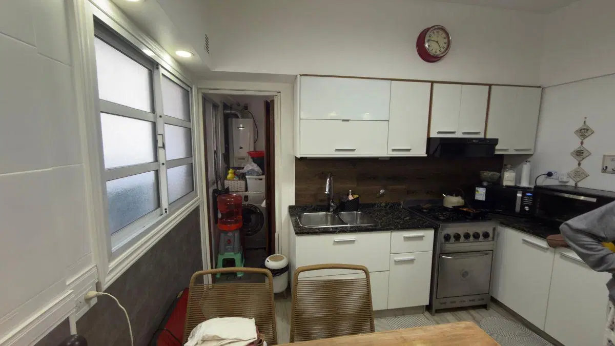 Venta Departamento de 4 amb en el Centro de Quilmes 4