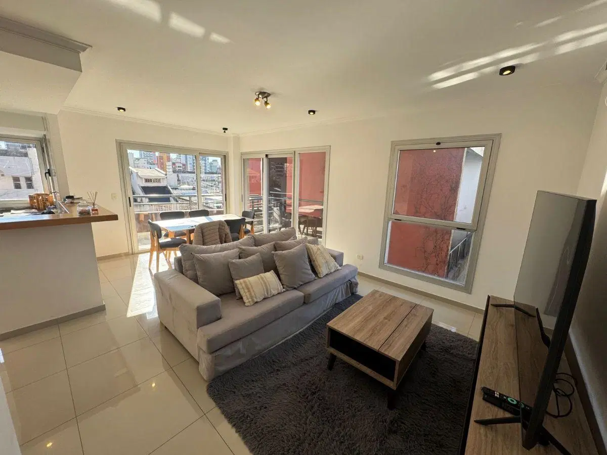 Semipiso 2 Ambientes de Categoria con Cochera Cubierta en Venta 2