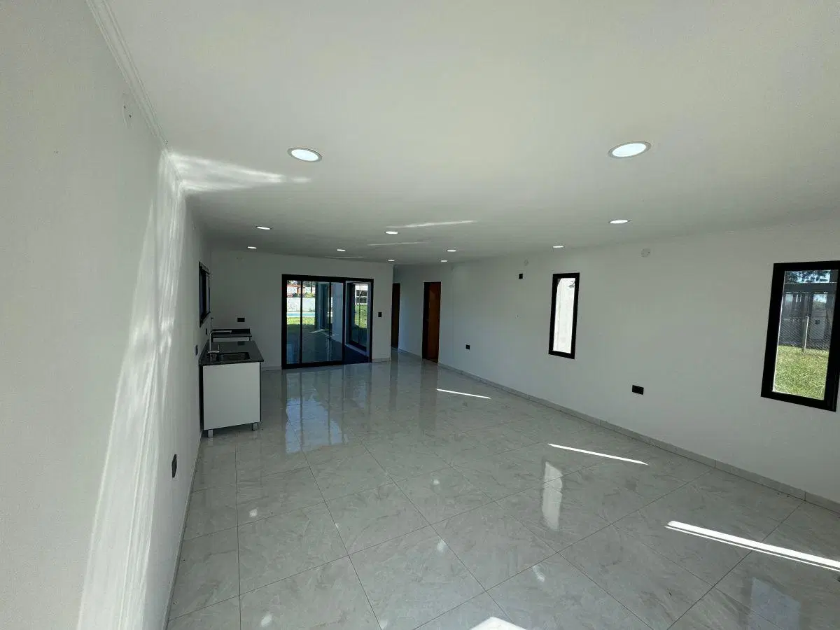 Casa 3 Ambientes 2 Baños Vestidor Pileta en Barrio San Jose 2