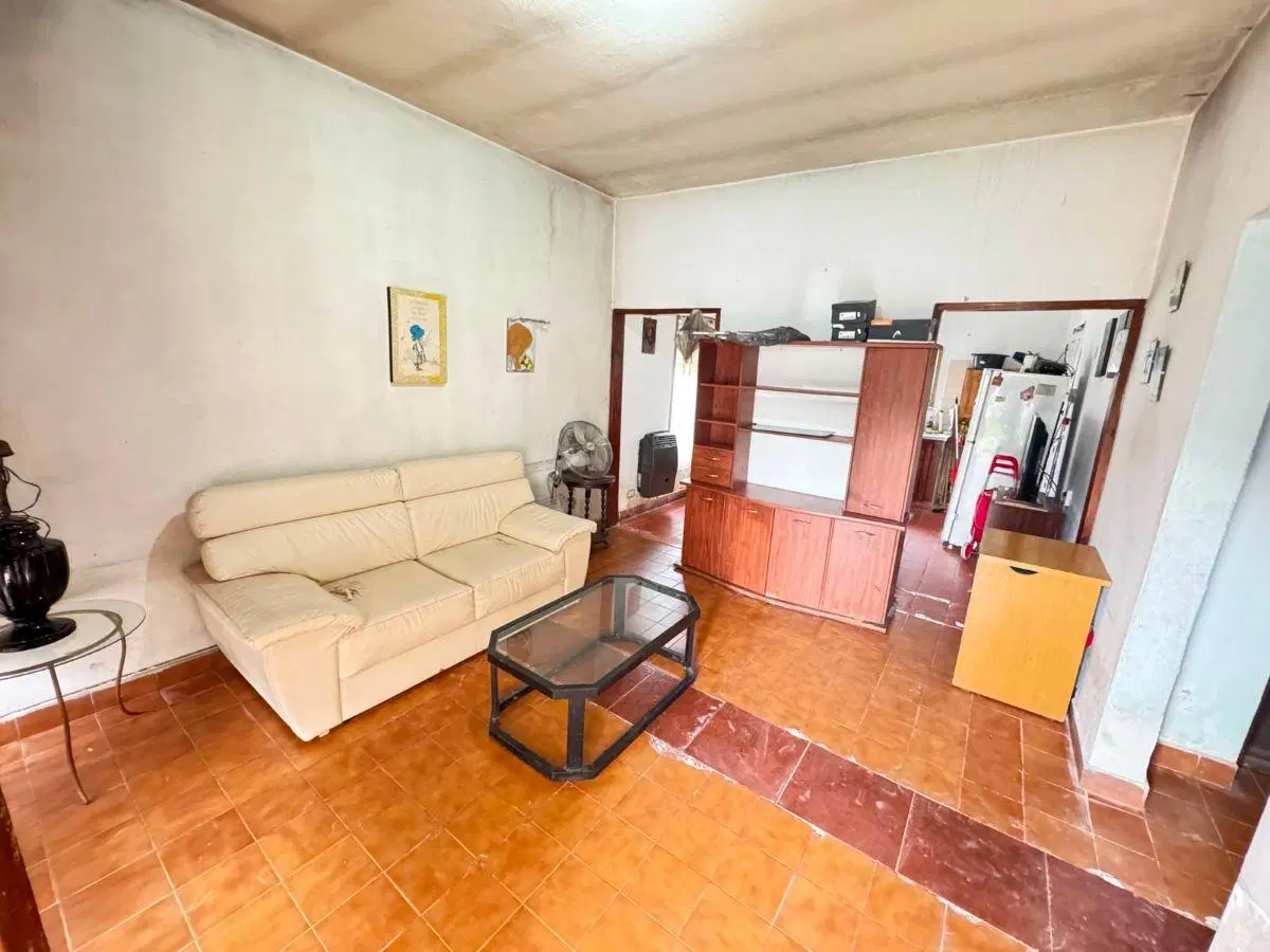 Casa 3 Ambientes con Cochera y Jardin en Venta 5