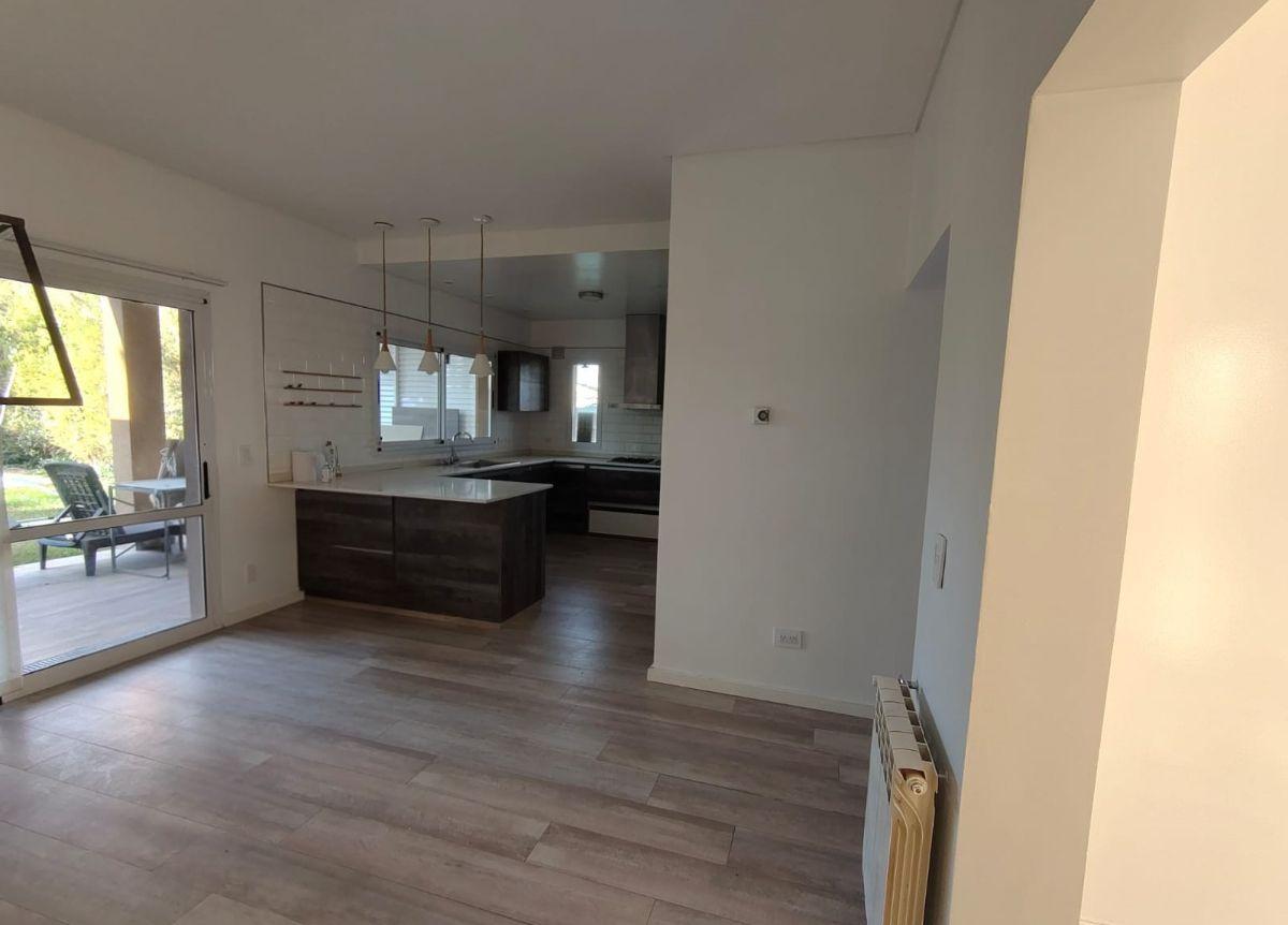 Foto de Casa en venta 6 ambientes, Barrio Cerrado Hudson Chico, Apto crédito, imagen 2