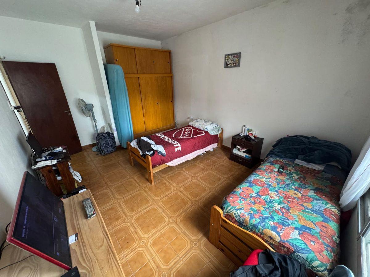 Foto de CASA 3 AMBIENTES CON AMPLIO JARDIN !!, imagen 3