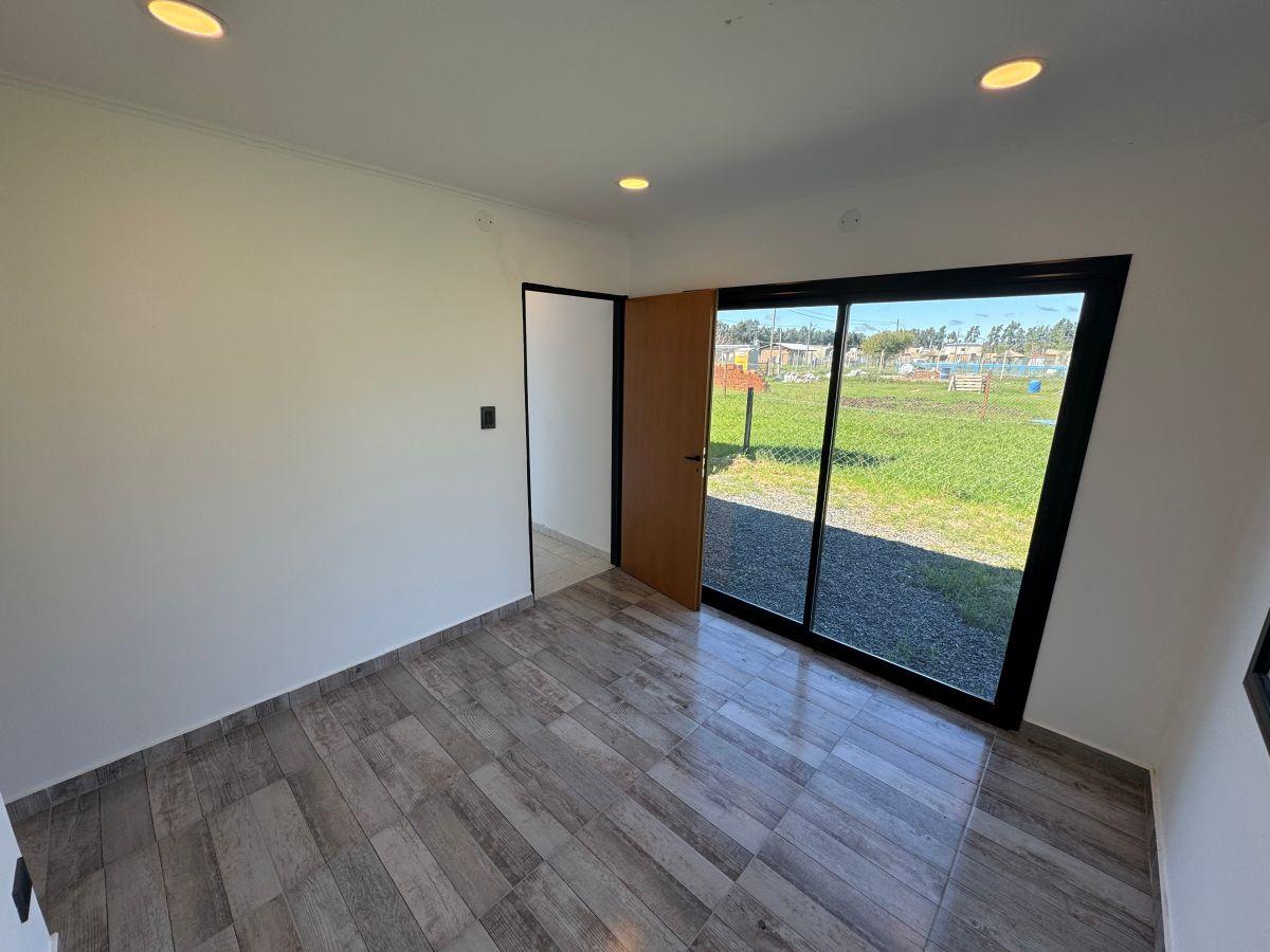 Foto de Casa 3 Ambientes 2 Baños Vestidor Pileta en Barrio San Jose, imagen 5