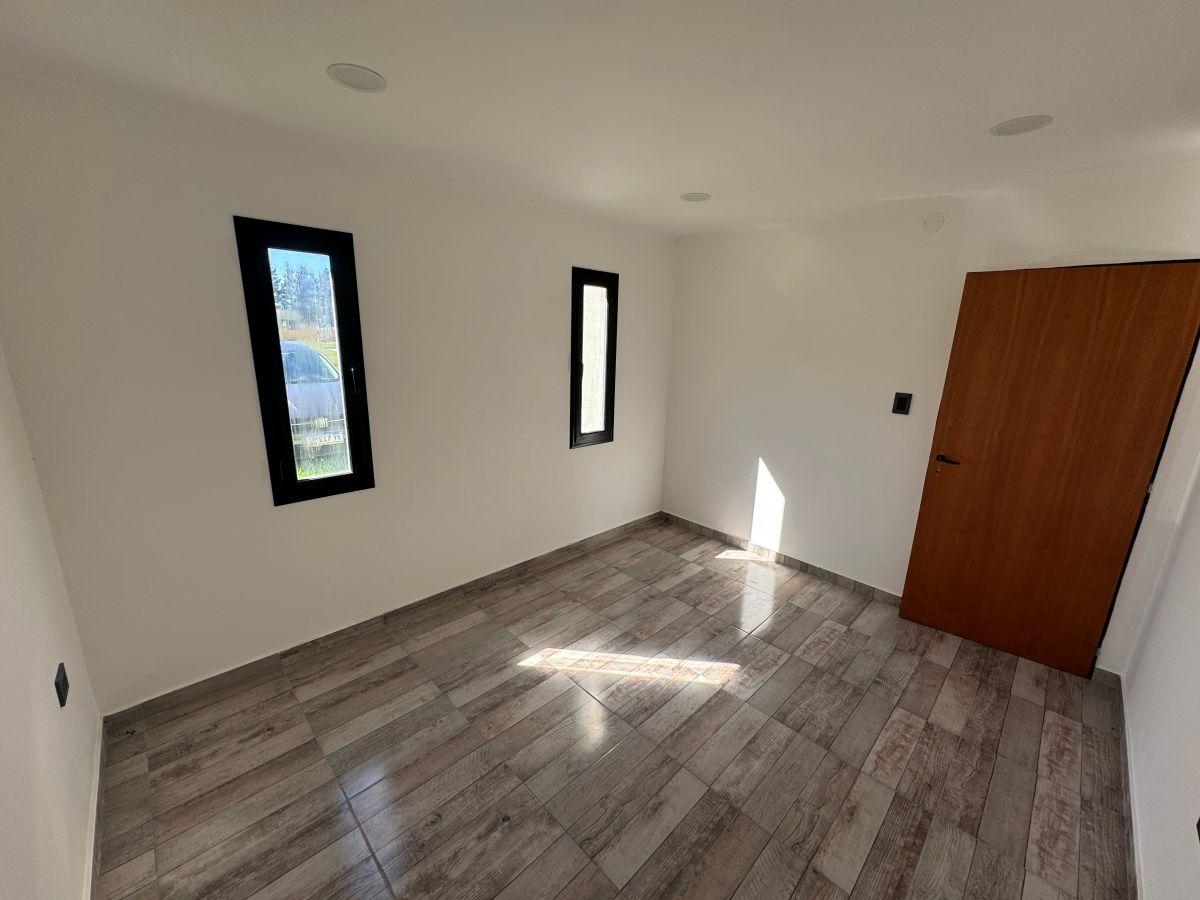 Foto de Casa 3 Ambientes 2 Baños Vestidor Pileta en Barrio San Jose, imagen 3