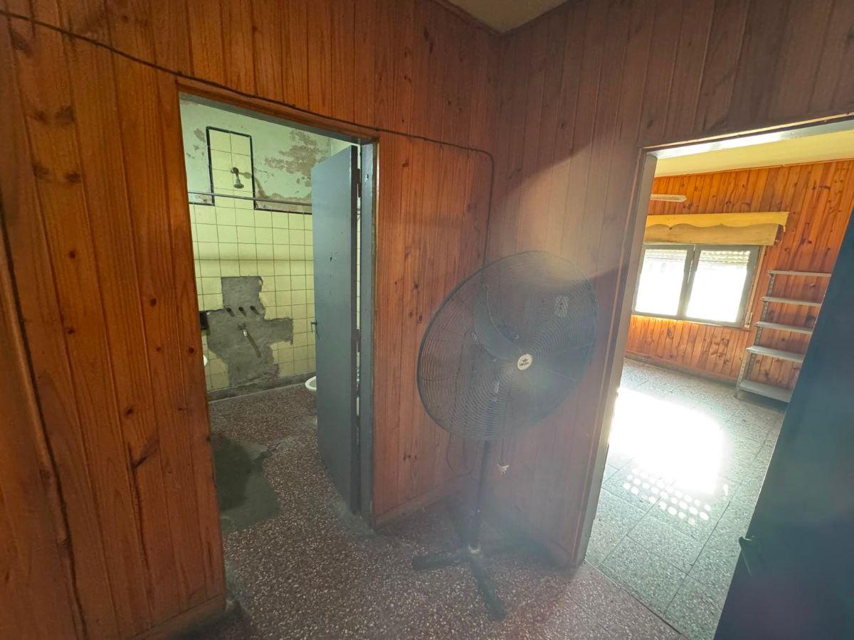 Foto de Casa 3 Ambientes con Jardin al Frente, Patio y Cochera Cubierta en Venta, imagen 5