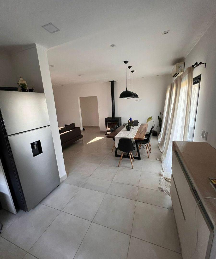 Foto de CASA EN VENTA 4 AMBIENTES BARRIO CERRADO MAGALLANES, PUEBLOS DEL PLATA, imagen 2