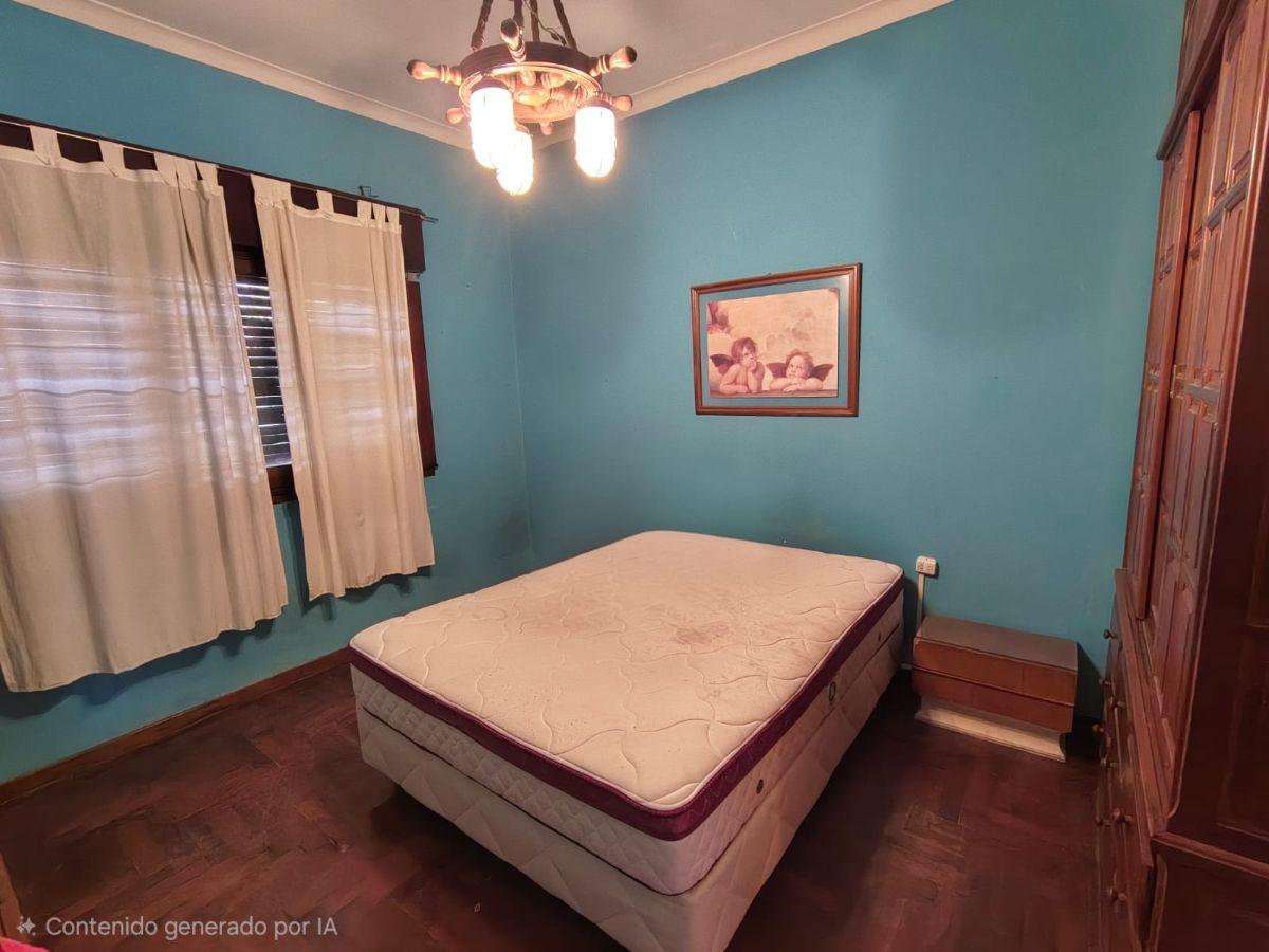 Foto de CASA EN VENTA 3 AMBIENTES CON JARDIN Y COCHERA APTO CREDITO, imagen 2