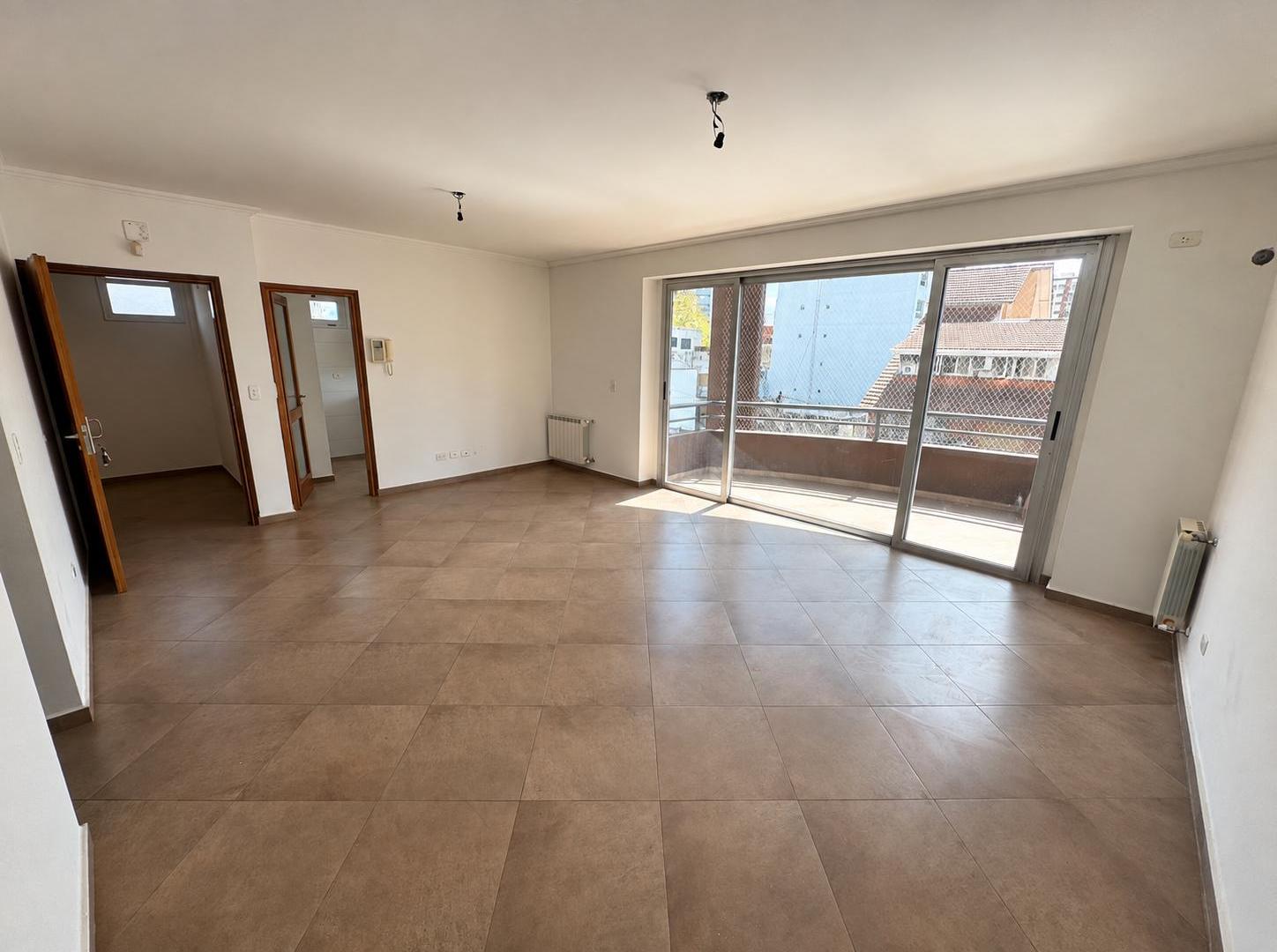 Foto de Piso Exclusivo 3 Ambientes con Balcones y Cochera Cubierta en Venta, imagen 4