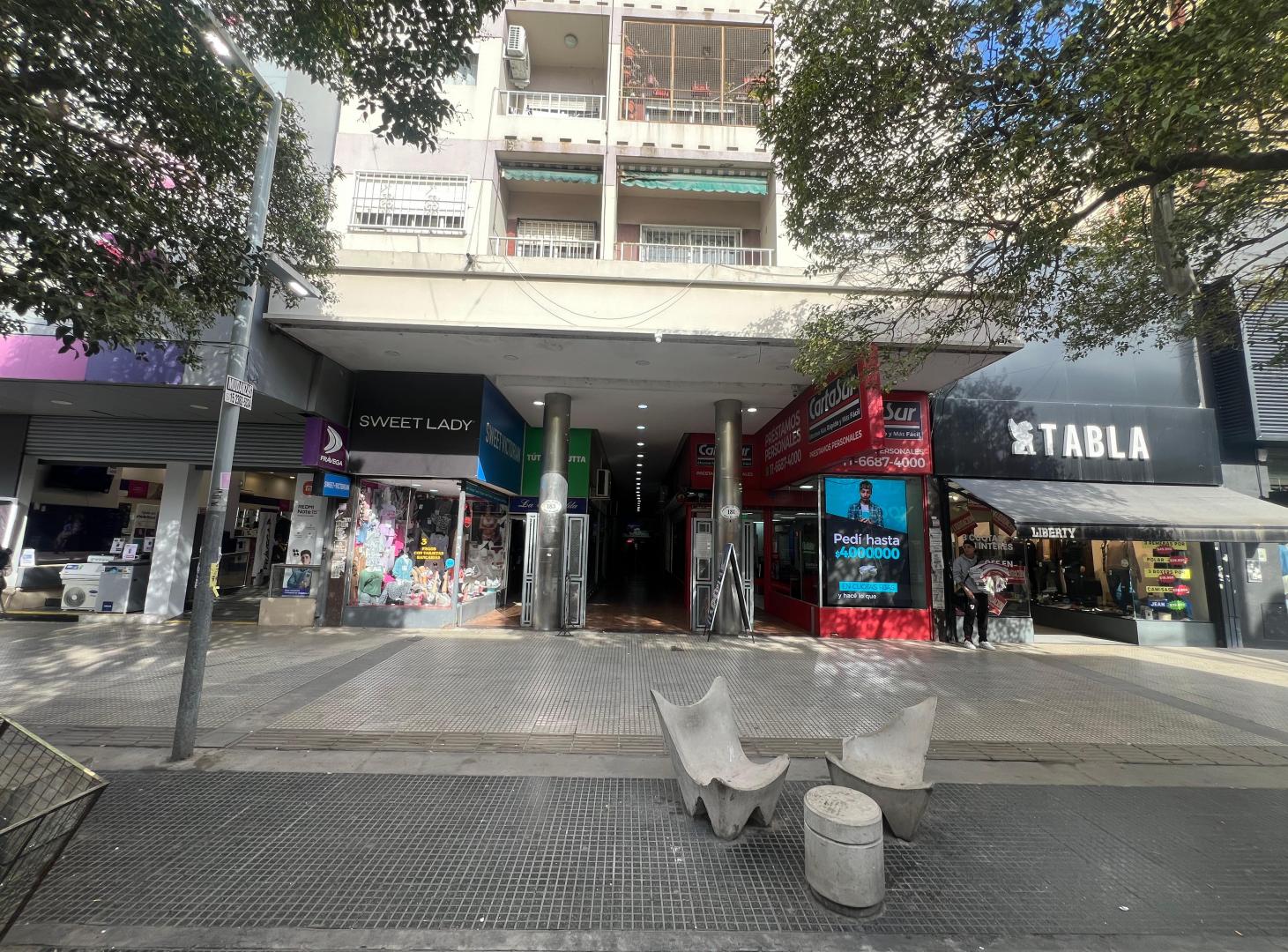 Foto de Departamento 2 Ambientes Con Patio y Balcon al Frente en Venta, imagen 4