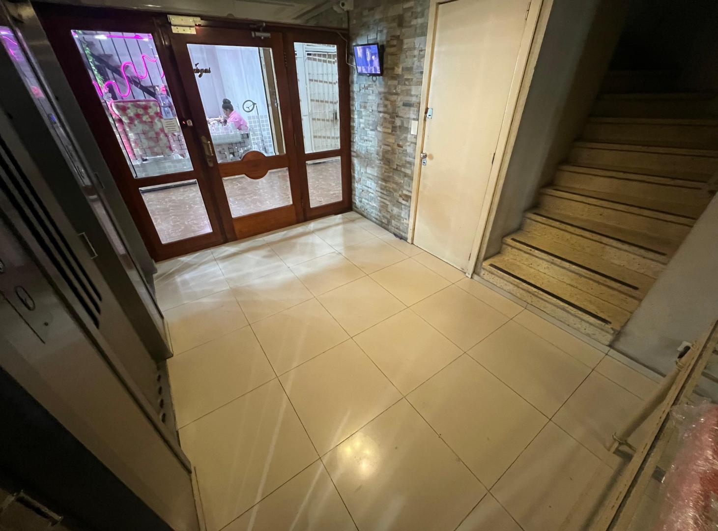 Foto de Departamento 2 Ambientes Con Patio y Balcon al Frente en Venta, imagen 5