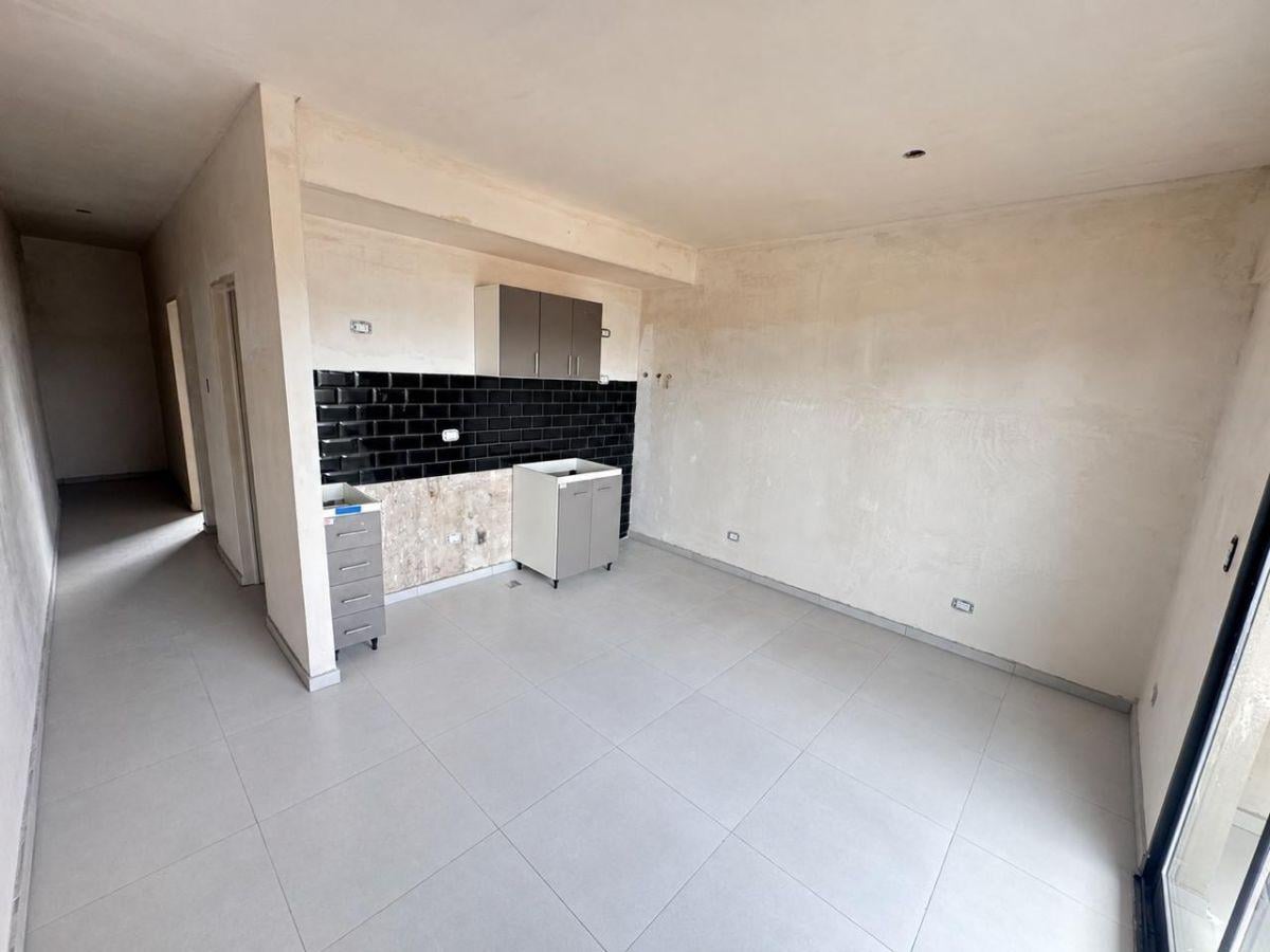 Foto de Departamento 2 Ambientes con Balcon en Venta, imagen 3