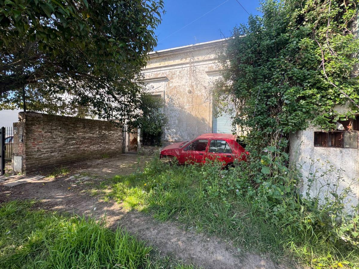 Foto de CASA CENTENARIA EN VENTA – IDEAL INVERSOR en VENTA, imagen 5