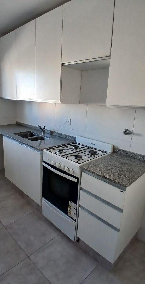 Foto de Alquiler – 1 Dorm. – Cerrito 1398, imagen 2