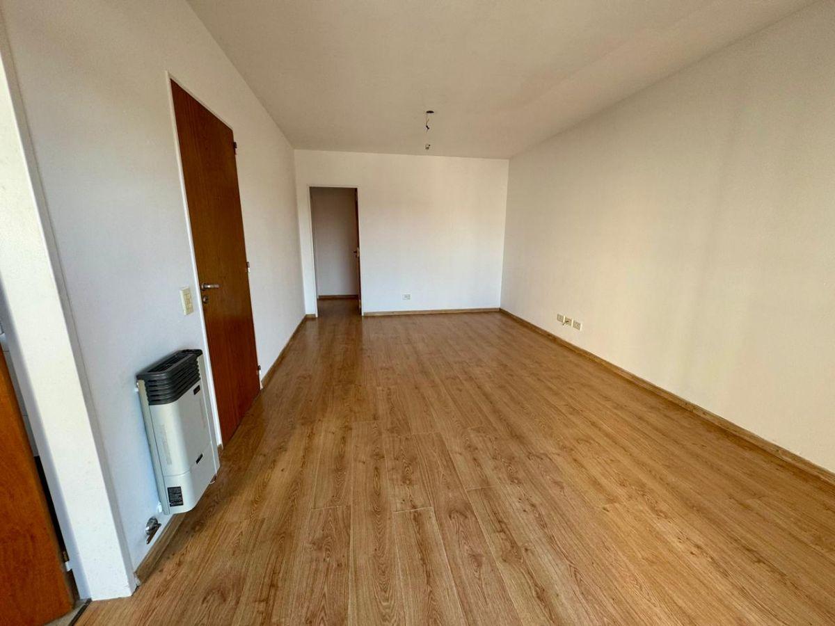 Foto de VENTA – 2 Dorm. – ABASTO, imagen 5