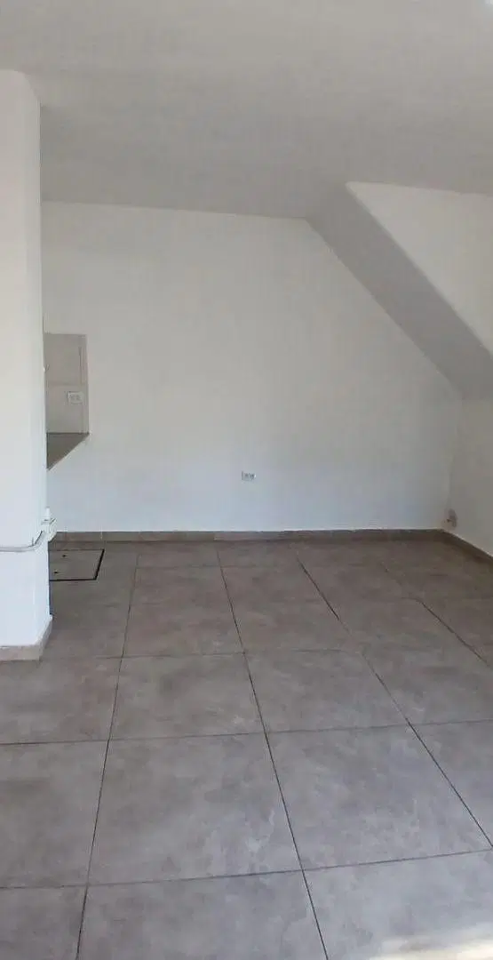 ALQUILER – Local comercial – La Paz 796 2