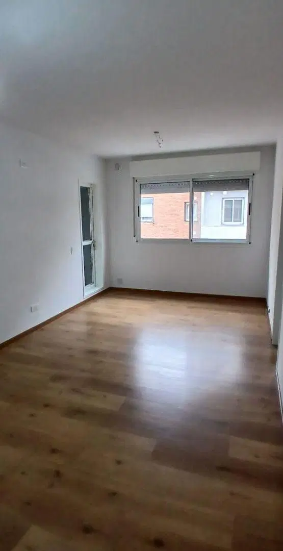 ALQUILER – 2 Dorm. – Sarmiento 1074 4