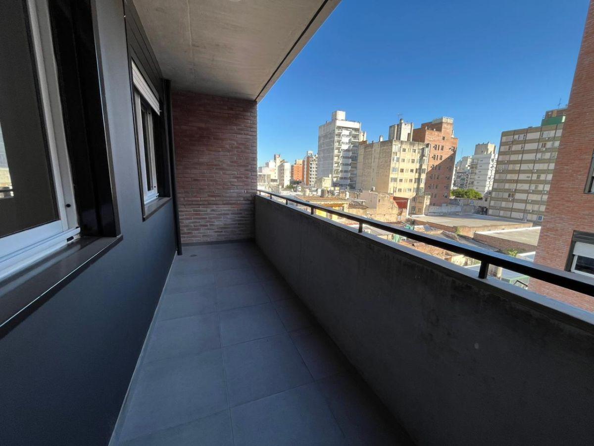 Foto de VENTA - 2 Dorm. - Centro, imagen 3