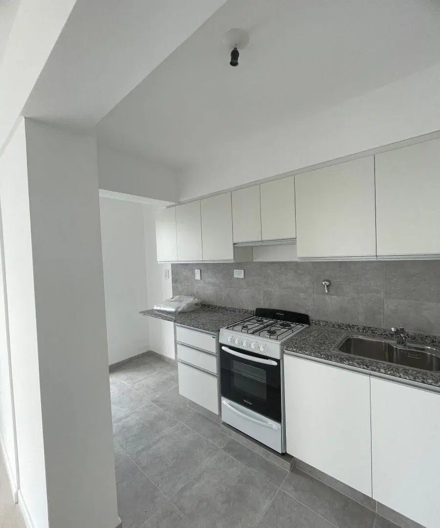 ALQUILER DPTO - CASTELLANOS 2386 8