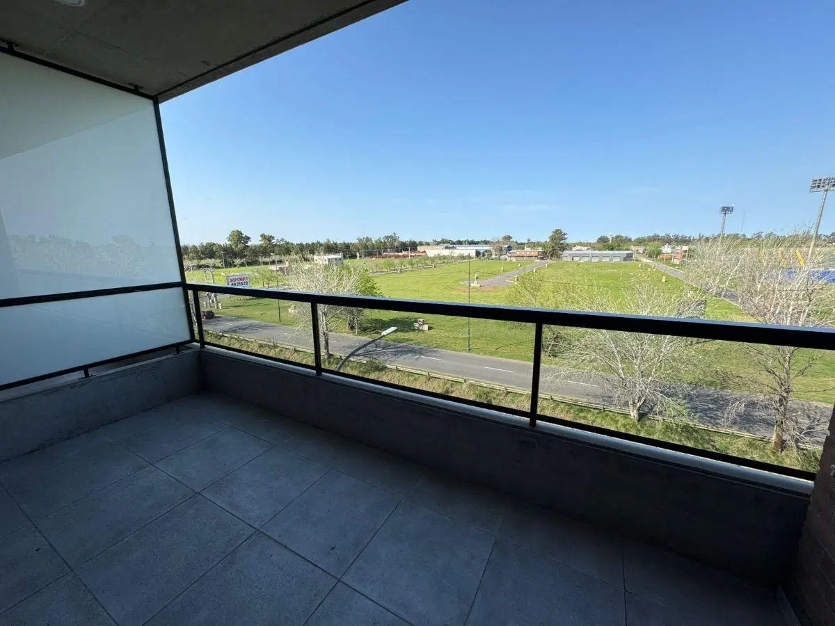 ALQUILER – Depto. – Av. L. Miglierini 772 5