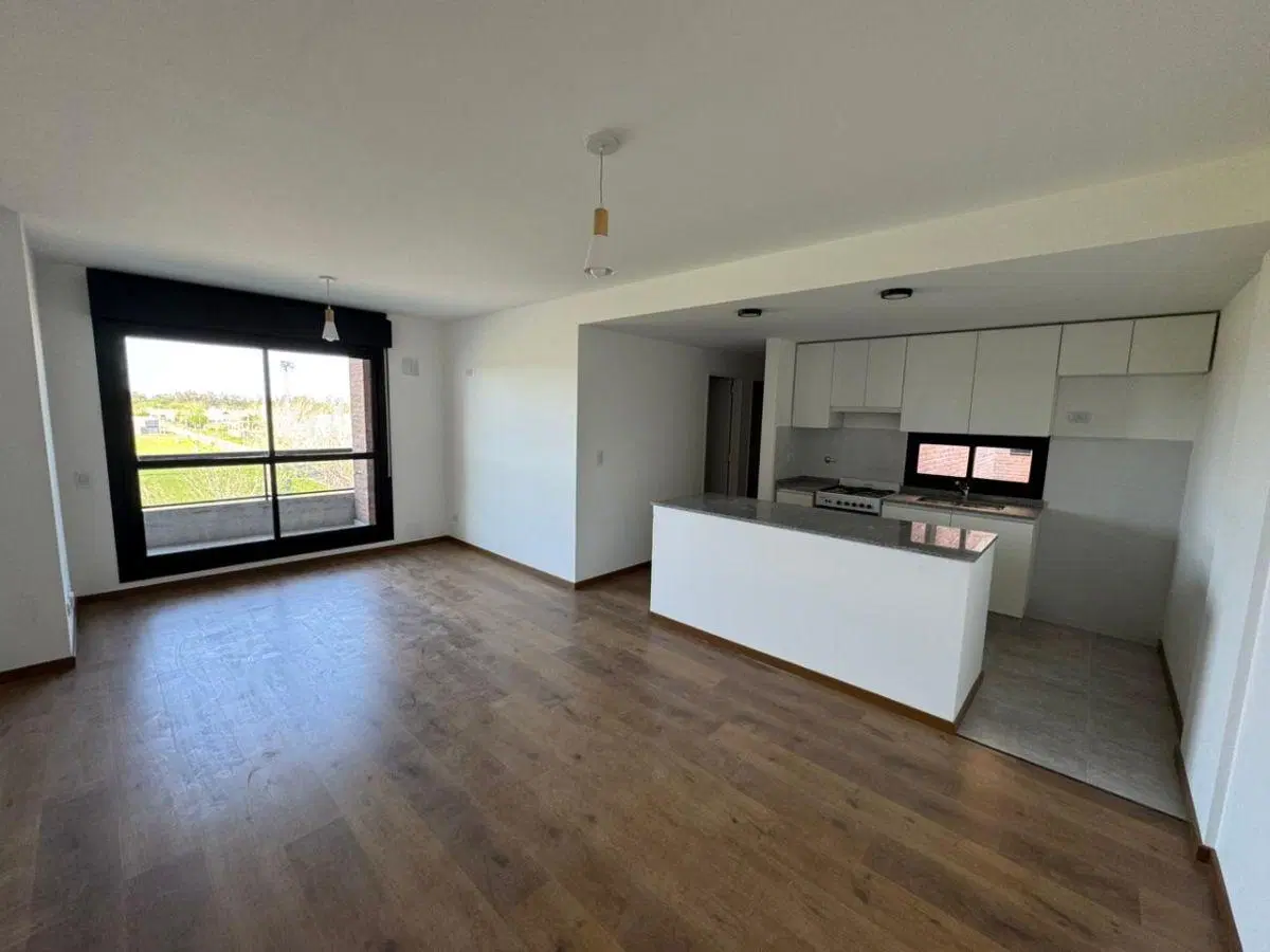 ALQUILER – Depto. – Av. L. Miglierini 772 2