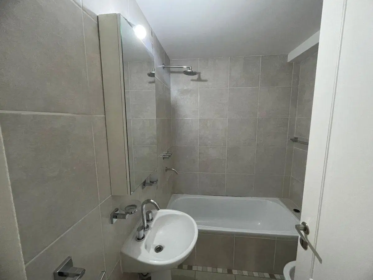ALQUILER DPTO CRESPO 3256 5