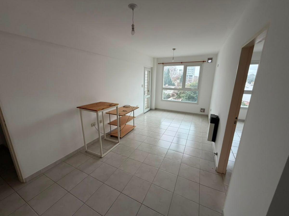 Foto de Departamento en venta ubicado en Urquiza 1000. Opción a cochera, imagen 2