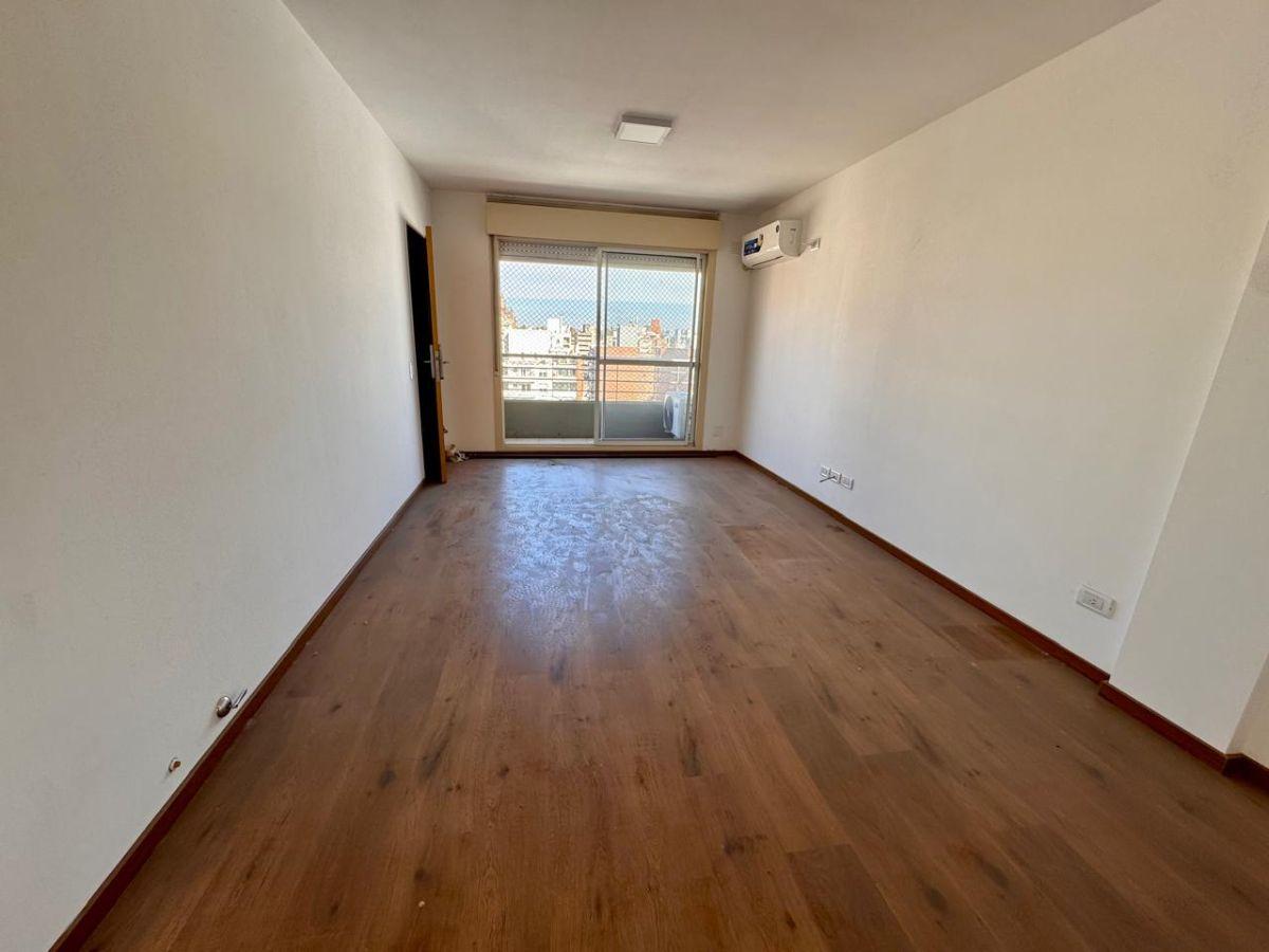 Foto de Venta - 1 Dorm. - Centro Oroño, imagen 3
