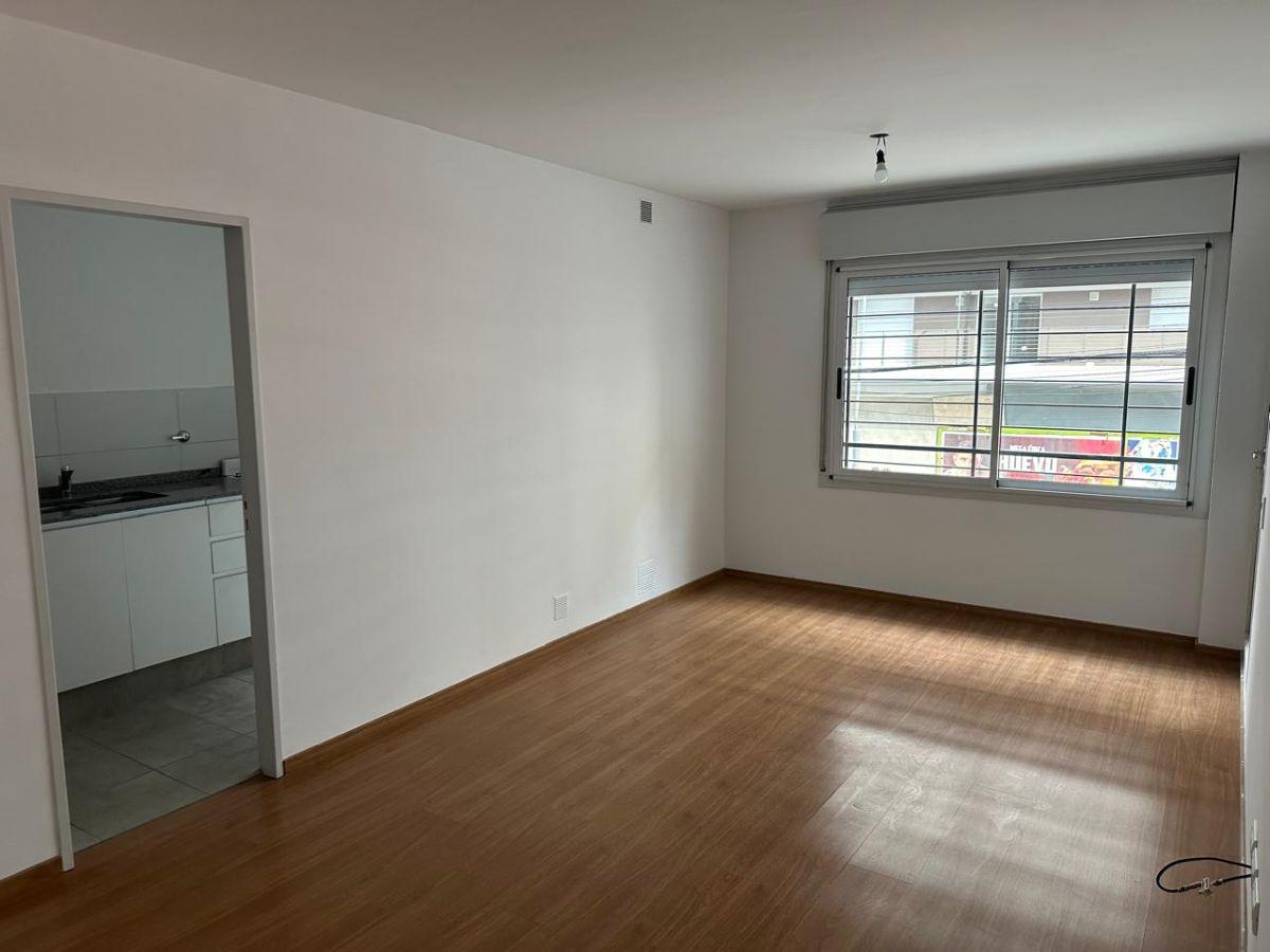 Foto de ALQUILER - 2 Dorm. - Centro, imagen 5