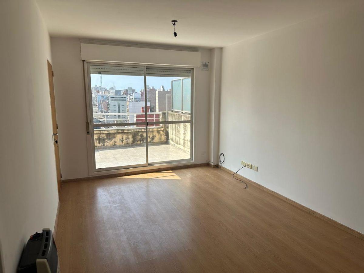 Foto de VENTA - 1 Dorm. - Sarmiento 1159, imagen 3