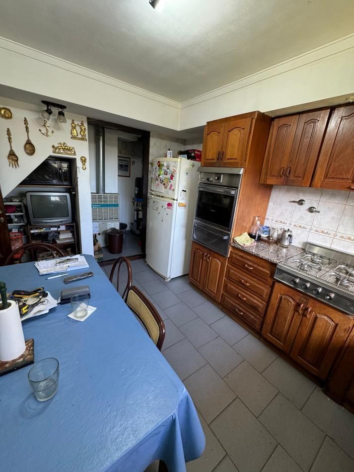 Excelente Chalet de 5 Ambientes en Barrio Chauvin. 5