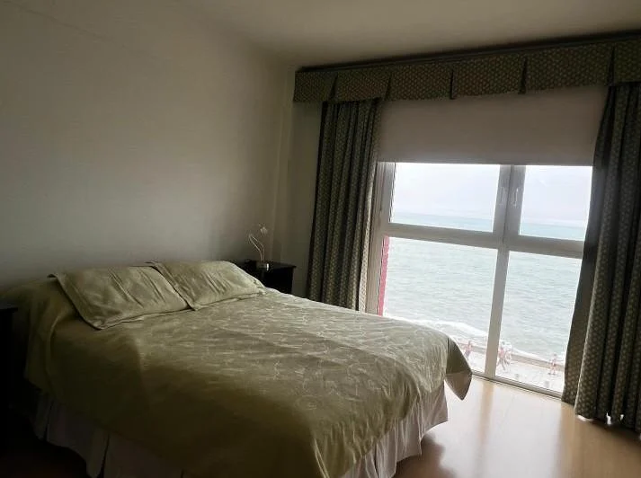 Foto de SEMIPISO DE 4 AMBIENTES CON VISTA PLENA AL MAR, imagen 1