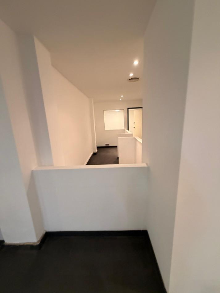 Foto de ALQUILER O VENTA - UNICO LOCAL S/ AV COLON, imagen 5