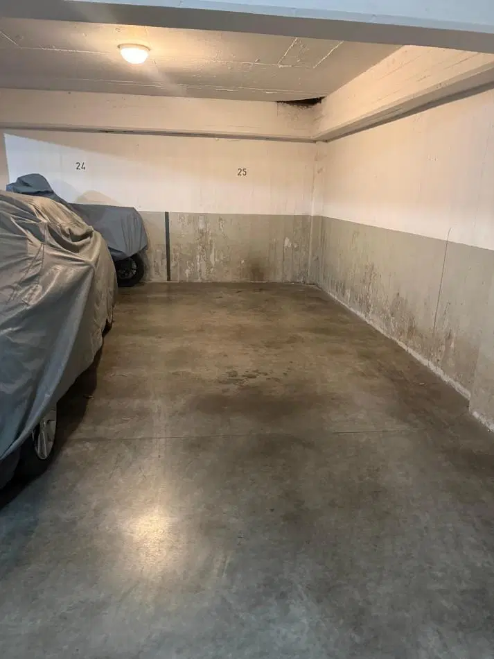 Cochera en venta Zona clinica pueyrredon. 5
