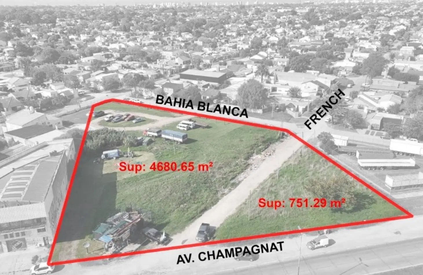 Gran Lote Sobre Avenida champagnat 4