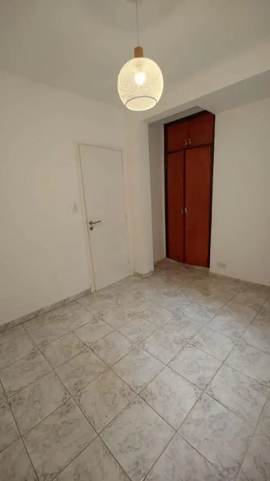 VENTA - DEPARTAMENTO 3 AMBIENTES TOTALMENTE RECICLADO - MACROCENTRO 3