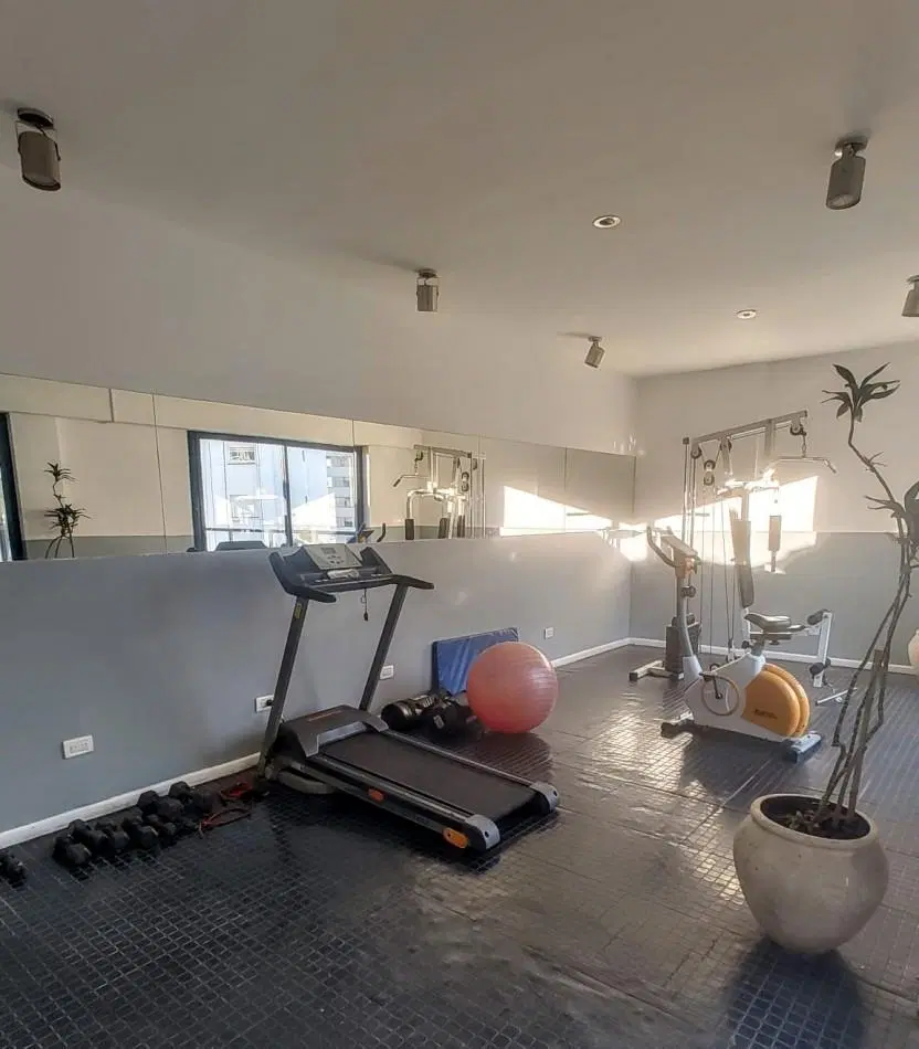VENTA - DEPARTAMENTO 3 AMBIENTES - MACROCENTRO 5