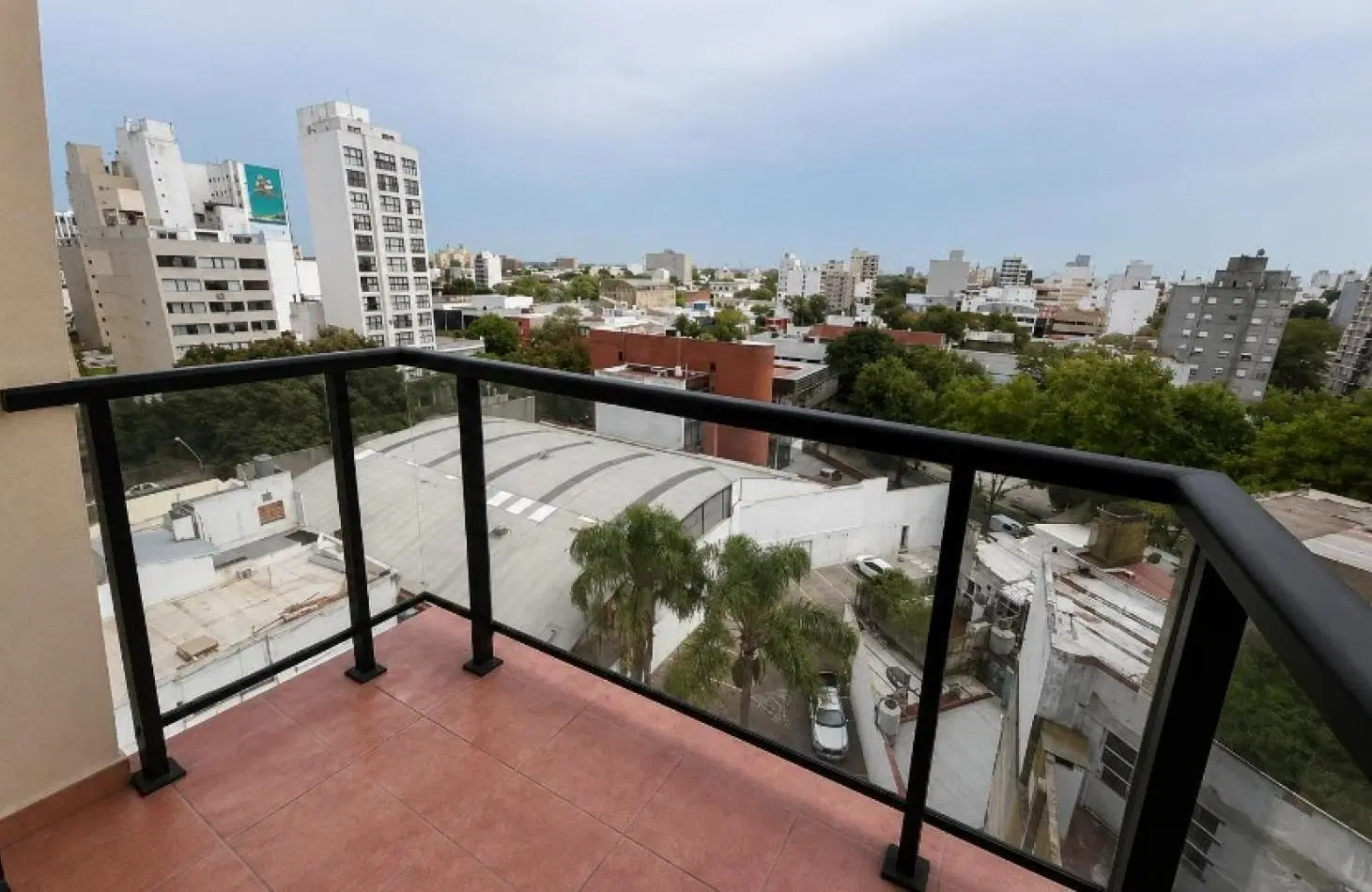 VENTA - DTO 4 AMBIENTES EXTERNO CON COCHERA 5