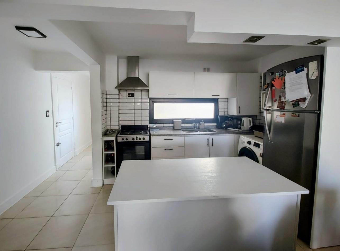 Foto de VENTA - DTO 4 AMBIENTES EXTERNO CON COCHERA, imagen 2