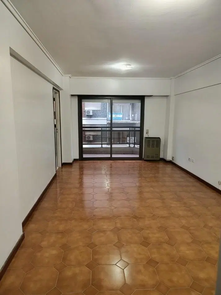 ALQUIILER 24 MESES - 2 AMBIENTES AL FRENTE - PLAZA MITRE 3