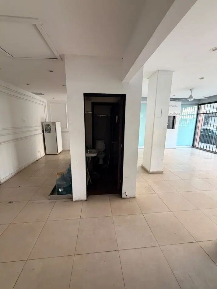 VENTA - HOTEL ZONA PLAZA MITRE/MACROCENTRO - 27 HABITACIONES CON BAÑO PRIVADO 1