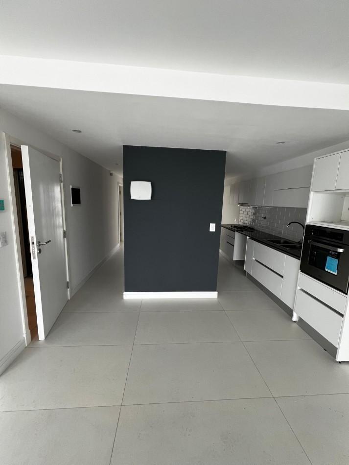 Foto de EXCLUSIVO PISO DE TRES AMBIENTES CON COCHERA, imagen 5