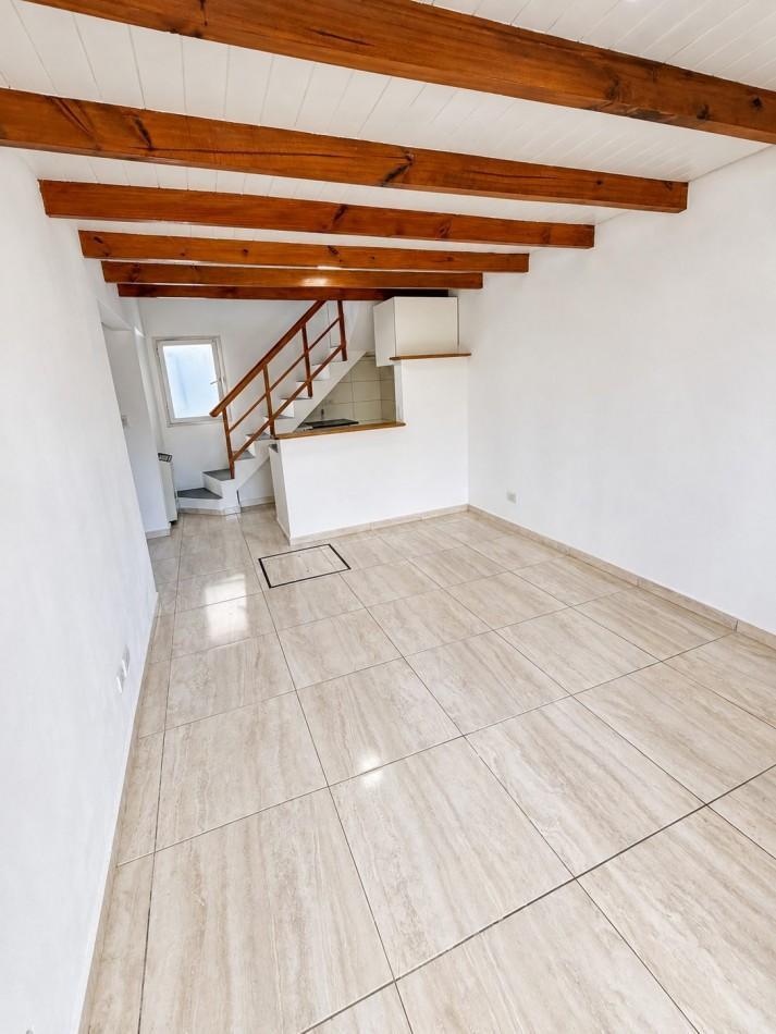 Foto de PH de 2 amb en alquiler, imagen 2