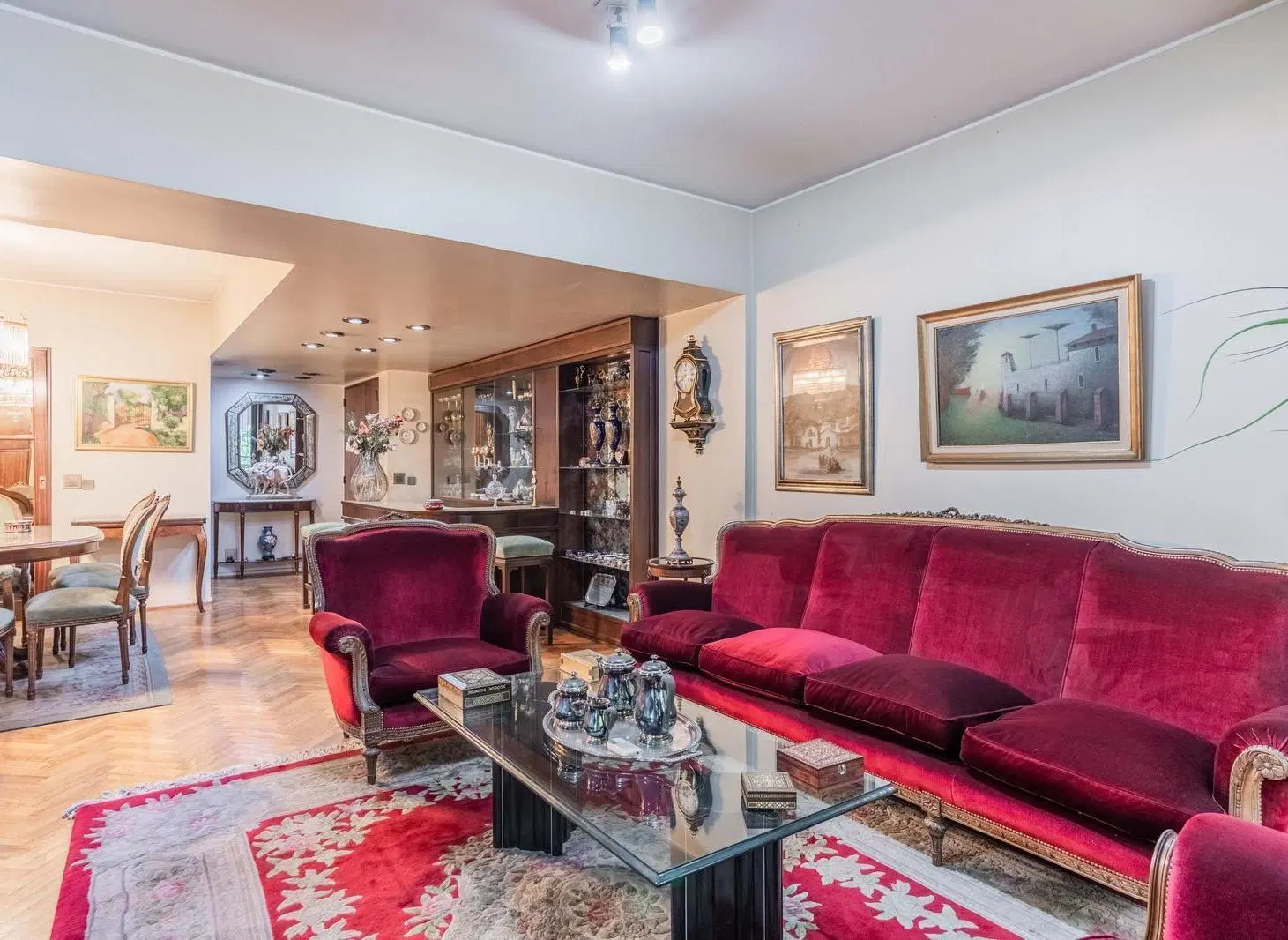 Departamento en VENTA de 4 ambientes con dependencia en Palermo. 3