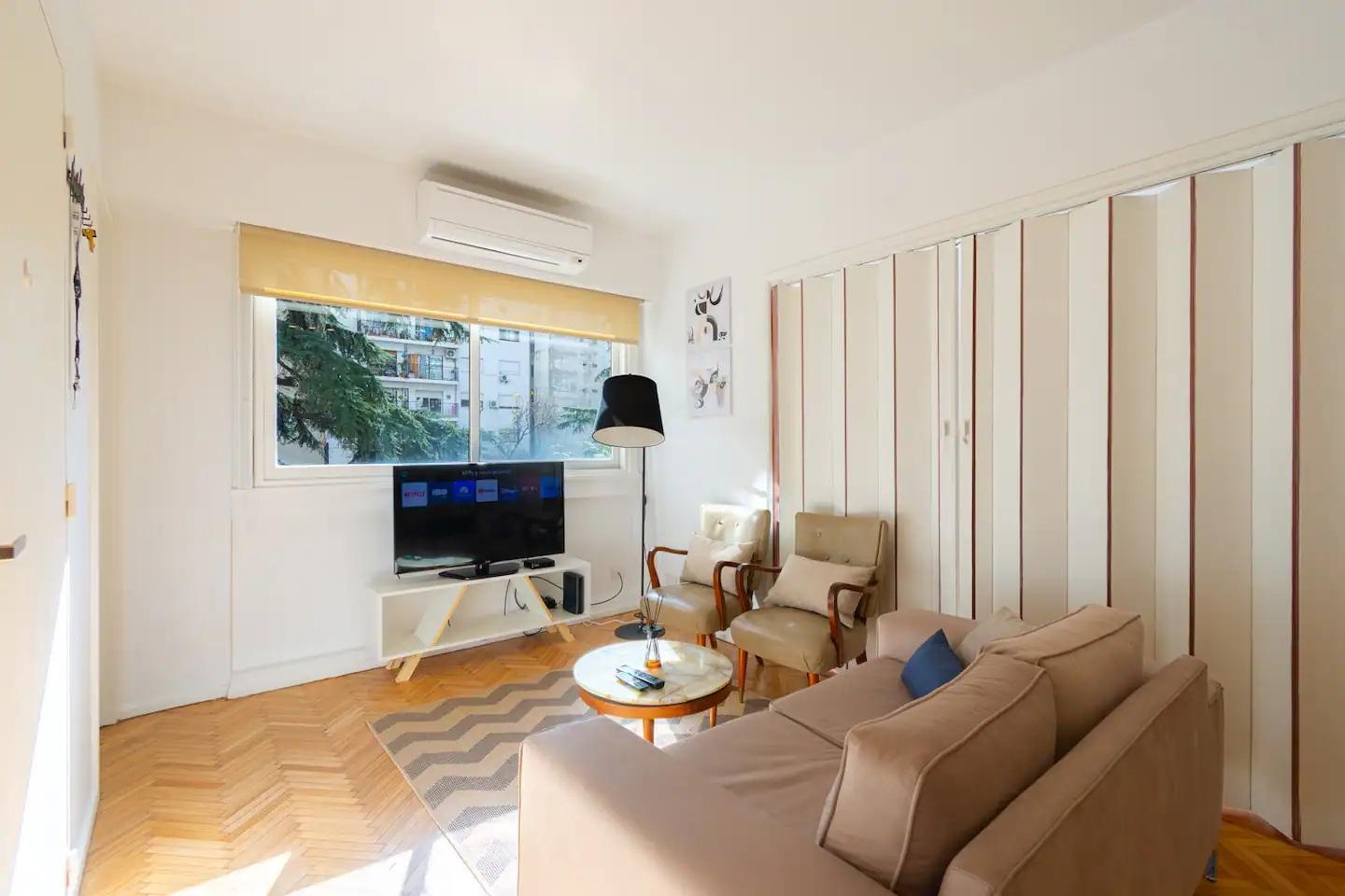 Foto de Departamento de 3 ambientes con dependencia amueblado en alquiler, imagen 3