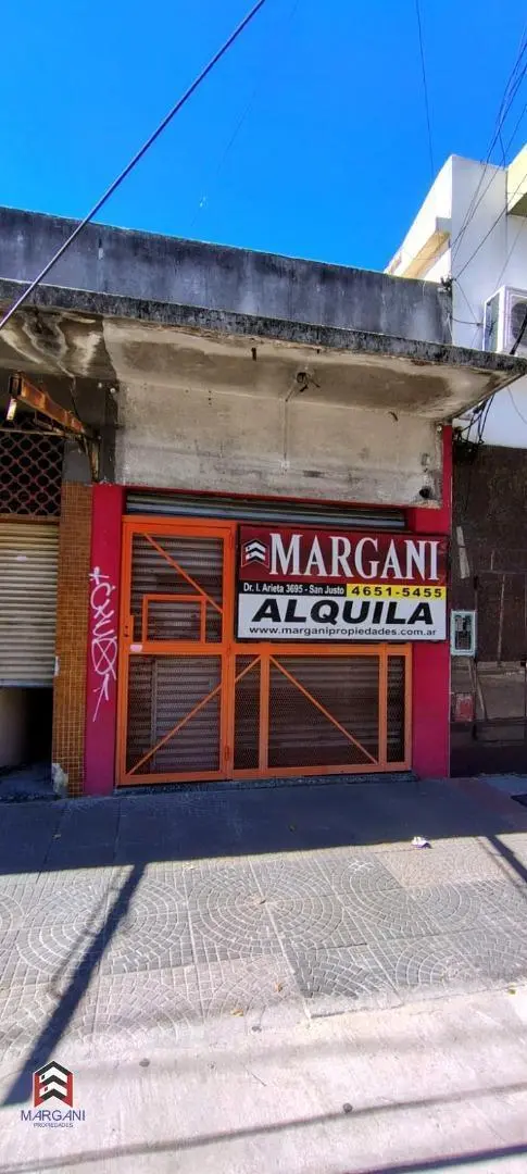Local comercial 32m2 EXCELENTE UBICACION 2