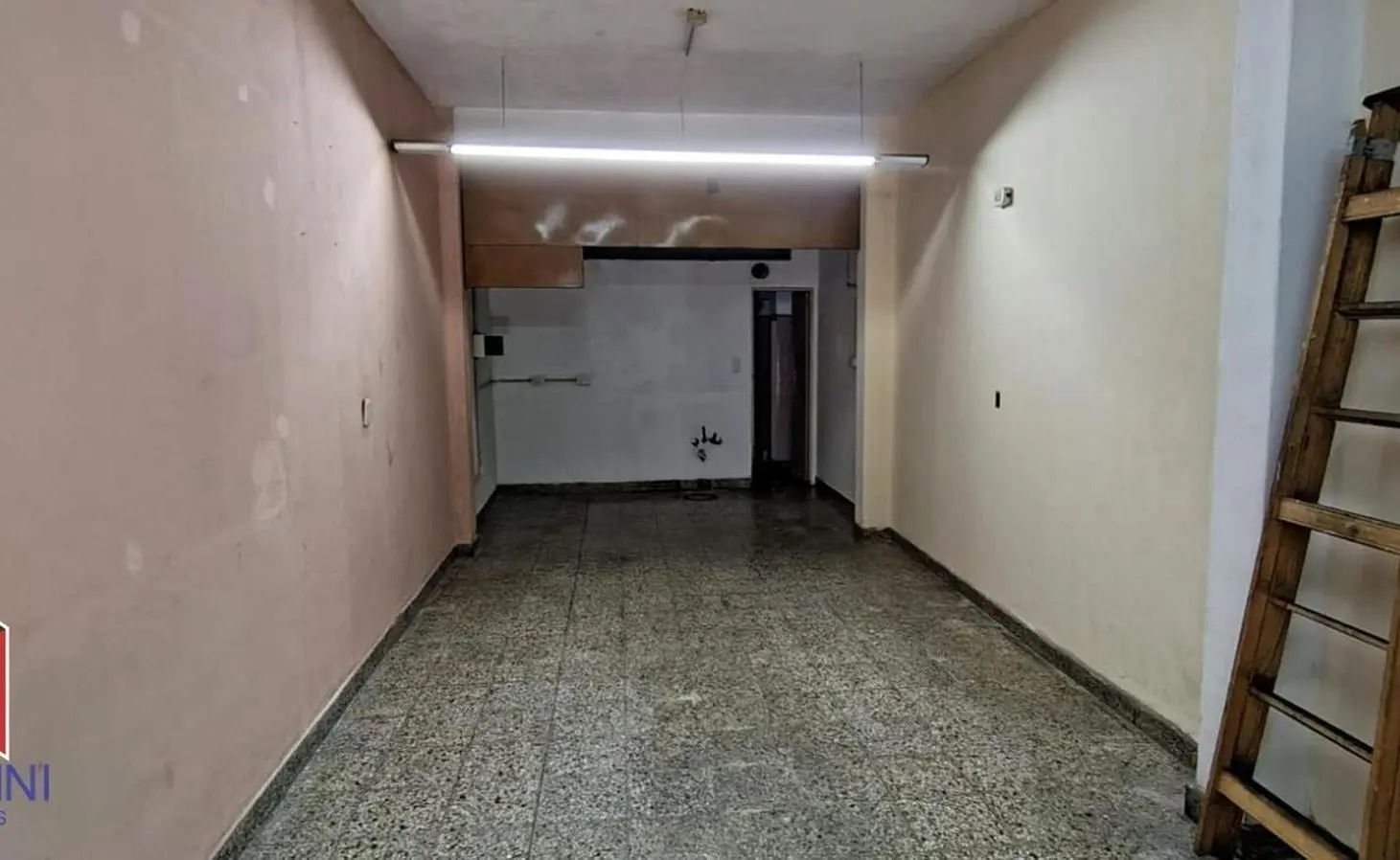Local comercial 32m2 EXCELENTE UBICACION 5